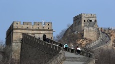 Các điểm du lịch Bắc Kinh 'rụt rè' mở cửa trở lại