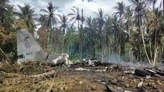 Rơi máy bay quân sự Philippines khiến 45 người thiệt mạng