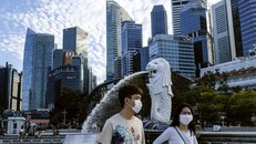 Singapore điều chỉnh chính sách người lao động nước ngoài