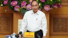 Thủ tướng nguyễn Xuân Phúc phát biểu tại cuộc họp. - Ảnh: VGP/Quang Hiếu