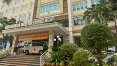 Bệnh viện Mắt TP.HCM hứa tìm giải pháp điều trị phù hợp cho bệnh nhân.