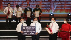 Tập đoàn Điện lực Việt Nam (EVN) chuyển 400 tỷ đồng đến Quỹ vắc-xin phòng, chống COVID-19.