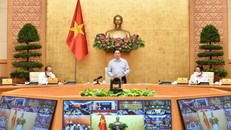 Thủ tướng Chính phủ Phạm Minh Chính phát biểu kết luận tại cuộc họp trực tuyến về phòng, chống dịch COVID-19. Ảnh: VGP/Nhật Bắc