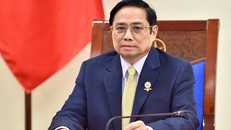 Thủ tướng Phạm Minh Chính khẳng định Việt Nam tiếp tục cam kết mạnh mẽ đóng góp cho nỗ lực toàn cầu ứng phó biến đổi khí hậu và phối hợp chặt chẽ với Anh để bảo đảm thành công của hội nghị COP26 sắp tới. Ảnh: VGP/Nhật Bắc