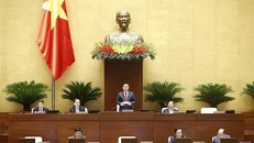 Chủ tịch Quốc hội Vương Đình Huệ phát biểu mở đầu phiên chất vấn. Ảnh: Doãn Tấn/TTXVN.