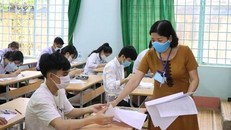 Nhiều trường đại học thông báo sẽ tăng học phí trong năm 2022 - 2023. Ảnh minh họa: TTXVN