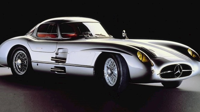 Mercedes-Benz SLR coupe đời 1955.