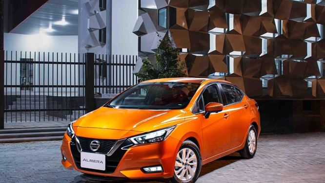 Nissan Almera sẽ được khắc phục tình trạng hấp hơi kính lái từ tháng 5