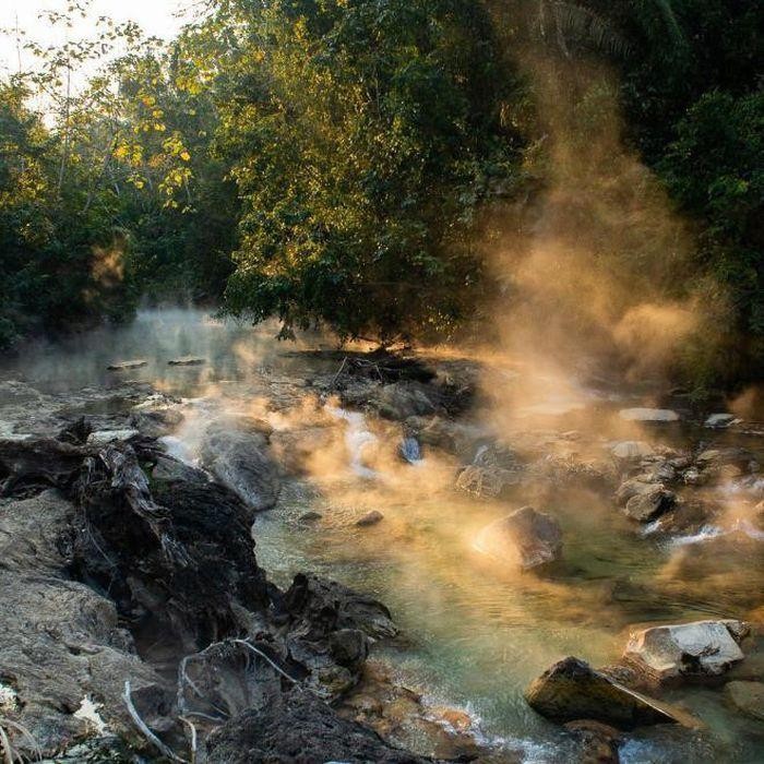 Sông Boiling nằm ở quốc gia nào?