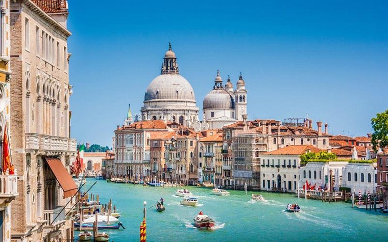 Số lượng di sản của Italy nhiều nhờ...?