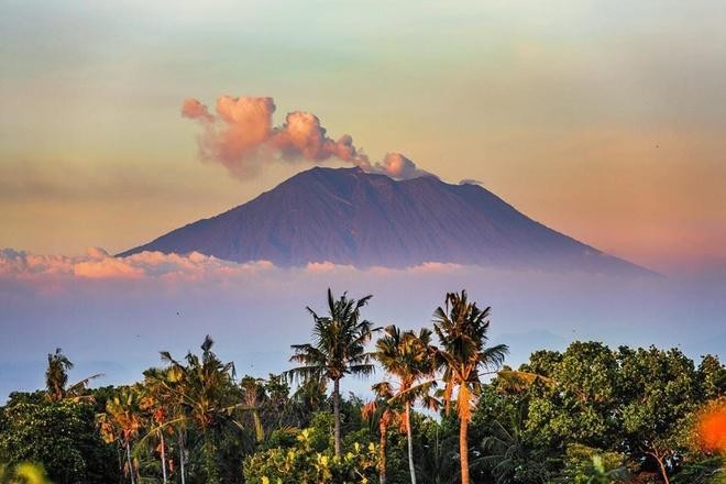 Số lượng núi lửa ở Indonesia xếp thứ mấy thế giới?