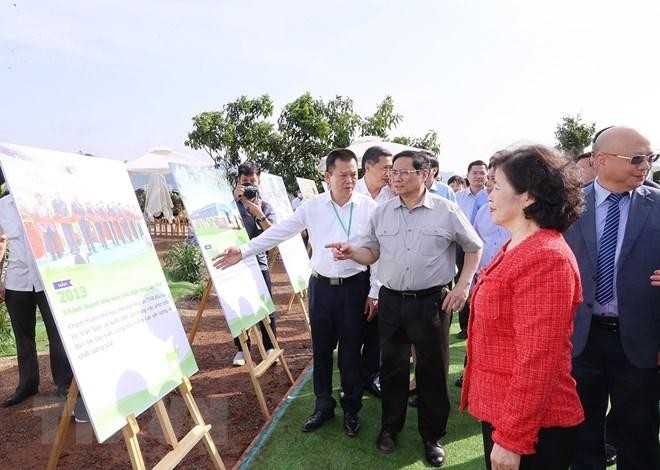 Xây dựng cao nguyên Mộc Châu thành vùng phát triển xanh ảnh 1