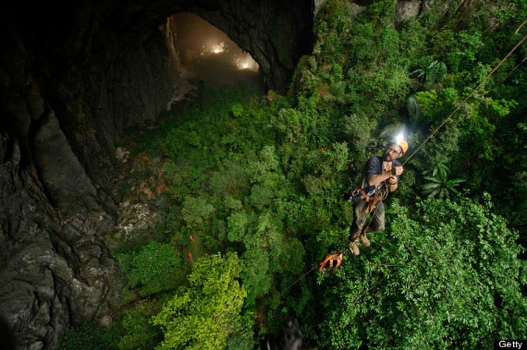 Phong Nha - Kẻ Bàng có diện tích tự nhiên xếp thứ mấy so với các vườn quốc gia khác ở Việt Nam?