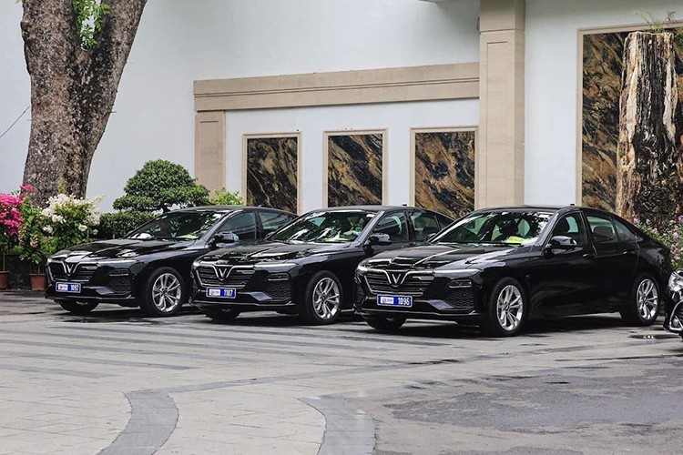 VinFast Lux A 2.0 đặc biệt phục vụ lãnh đạo cao cấp ASEAN - Hình 5 VinFast Lux A 2.0 dac biet phuc vu lanh dao cao cap ASEAN-Hinh-5