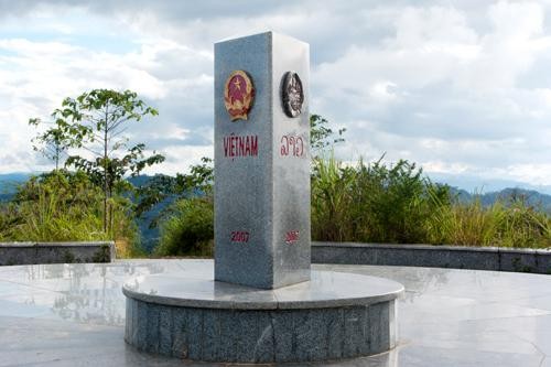 Việt Nam có đường biên giới trên bộ dài bao nhiêu km?