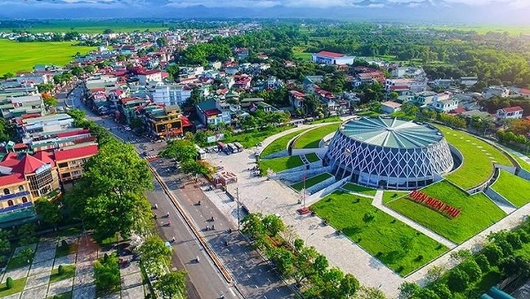 Tỉnh duy nhất nào có đường biên giới trên bộ giáp đồng thời hai nước Trung Quốc và Lào?