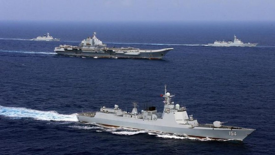 Các tàu chiến Trung Quốc trong một cuộc tập trận năm 2018.