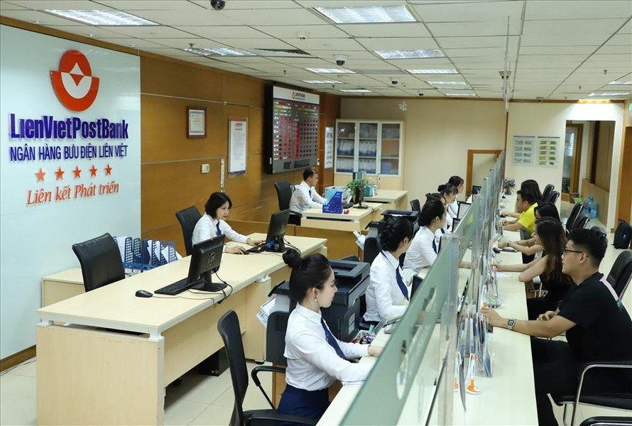 Sửa đổi giấy phép của Ngân hàng Bưu điện Liên Việt