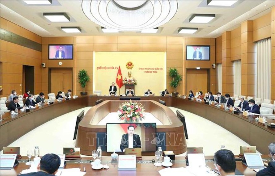 Quang cảnh Phiên họp thứ 6 của Ủy ban Thường vụ Quốc hội chiều ngày 8/12.