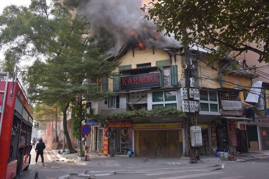 Căn nhà cổ ở số 38 Tôn Đức Thắng (phường Cát Linh, quận Đống Đa, Hà Nội), nơi xảy ra vụ cháy.