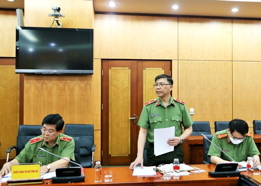 Thiếu tướng Nguyễn Xuân Hồng công bố Quyết định thanh tra.