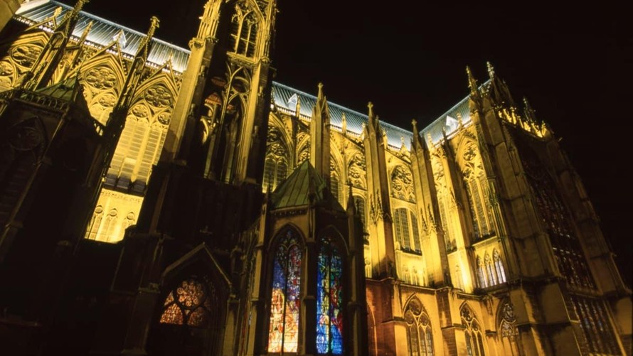 Nhà thờ lớn Metz, Moselle, Pháp. (Ảnh: CNN)