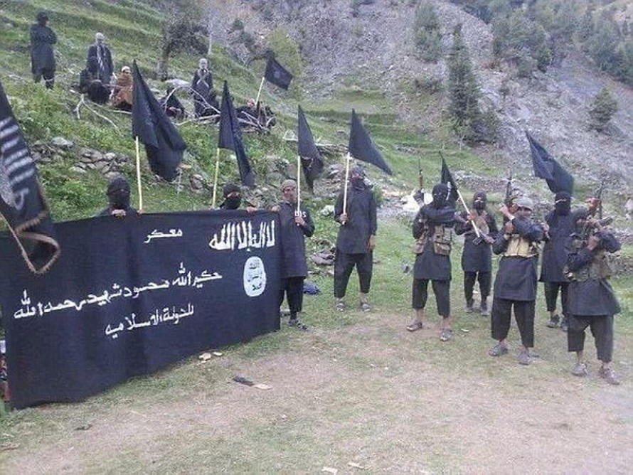 Các tay súng của Nhà nước Hồi giáo Khorasan (IS-K), một nhánh của Nhà nước Hồi giáo tự xưng (IS) tại Afghanistan. (Ảnh: Mirror)
