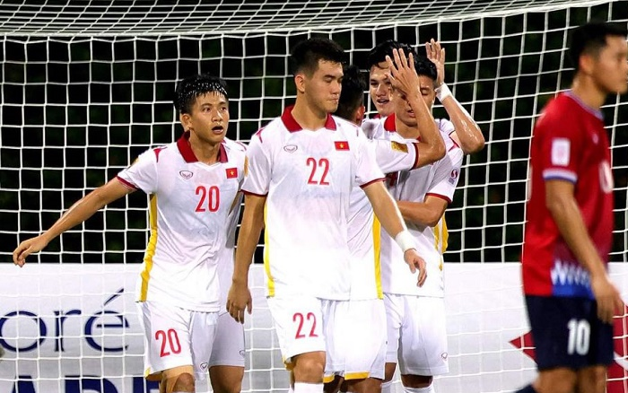 Đội tuyển Việt Nam dễ dàng thắng Lào với tỷ số 2-0 nhờ bàn thắng của Công Phượng và Phan Văn Đức. (Ảnh: bongda.com.vn)