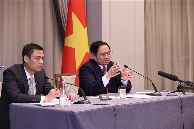 Thủ tướng Phạm Minh Chính phát biểu tại buổi gặp trí thức Việt kiều và thanh niên, sinh viên Việt Nam tại New York. Ảnh: Dương Giang/TTXVN