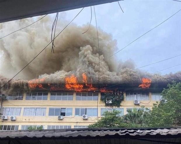 Hiện trường vụ cháy tại ngõ 109 Trường Chinh. (Ảnh: TTXVN phát) 