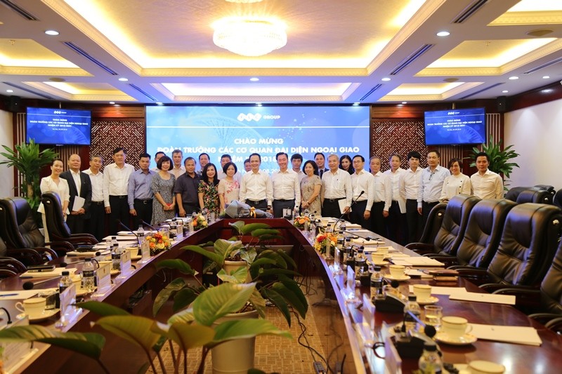 Tập đoàn FLC tiếp đón Đoàn trưởng các cơ quan đại diện Việt Nam ở nước ngoài nhiệm kỳ 2018-2021