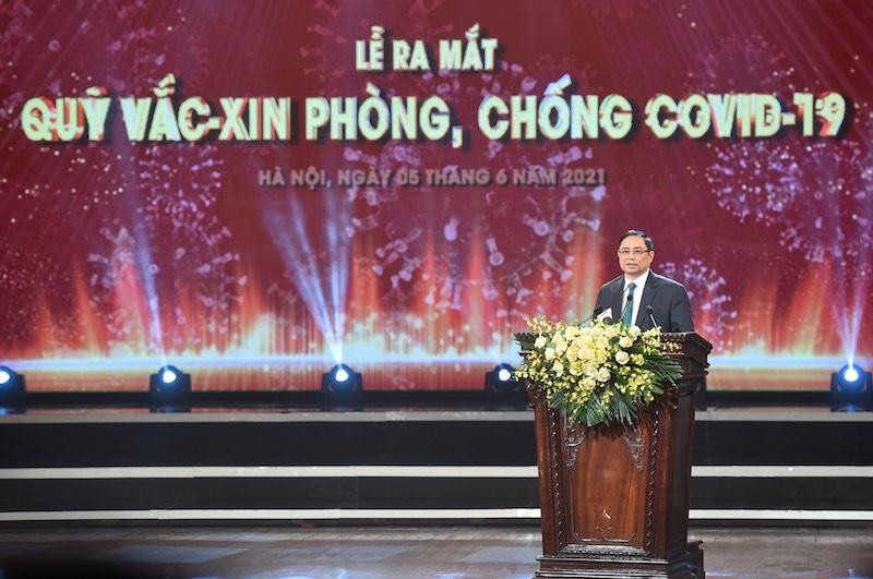 Thủ tướng Chính phủ Phạm Minh Chính phát biểu trong buổi lễ ra mắt Quỹ vắc-xin phòng, chống COVID-19