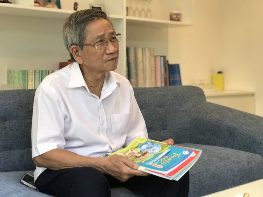GS Nguyễn Minh Thuyết, Tổng chủ biên Chương trình giáo dục phổ thông mới.
