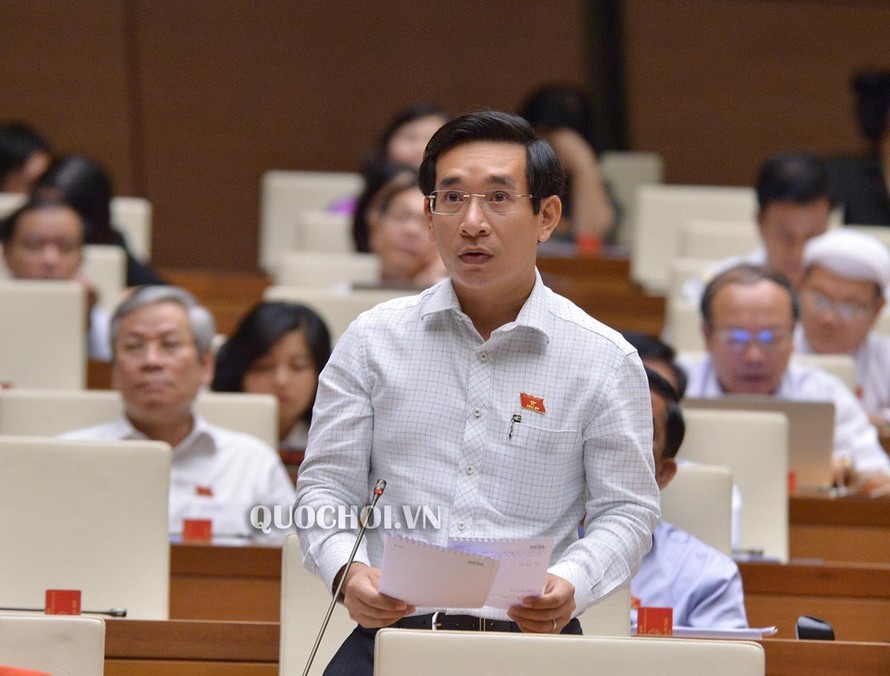 ĐB Nguyễn Văn Cảnh đề nghị Chính phủ, Quốc hội nghiên cứu đổi giờ làm