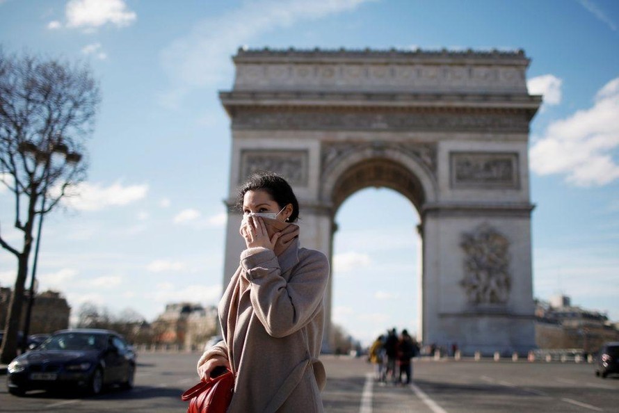 Pháp đứng đầu thế giới với trên 100.000 ca nhiễm mới