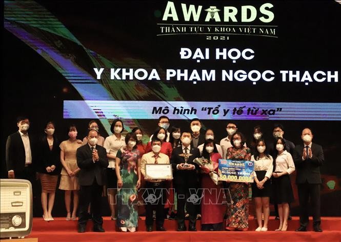 Vinh danh 10 mô hình tiêu biểu đoạt Giải thưởng Thành tựu Y khoa Việt Nam 2021