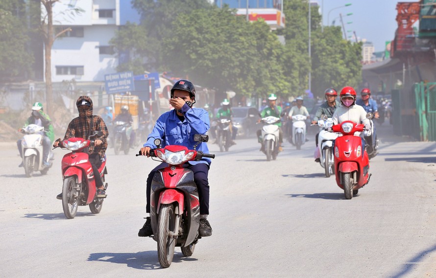 Xuất hiện nhiều điểm không khí có hại cho sức khỏe tại Hà Nội