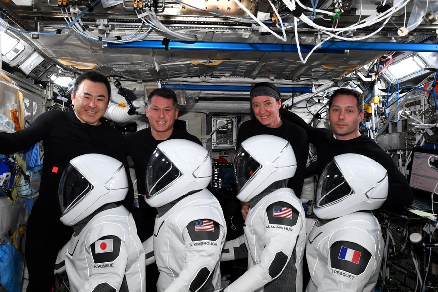 Bốn phi hành gia trên ISS chuẩn bị trở về Trái đất
