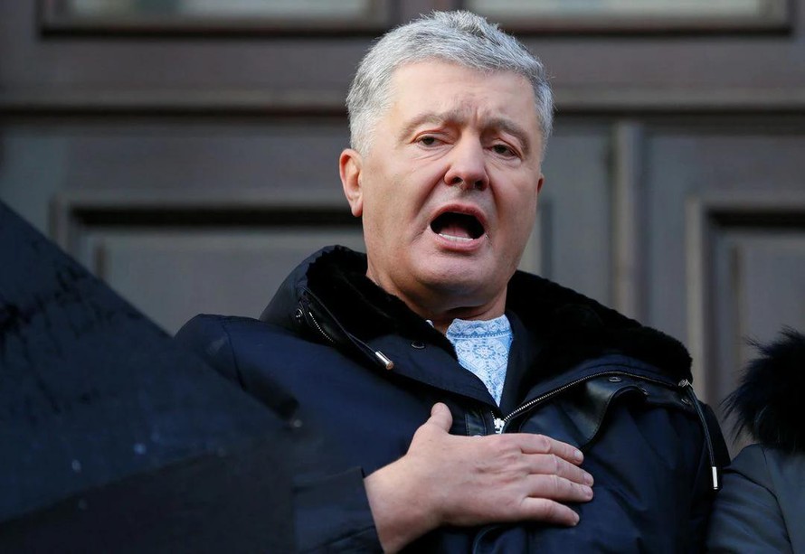 Cựu Tổng thống Ukraine bị cấm xuất cảnh