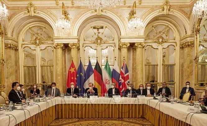 Các nước nối lại đàm phán thỏa thuận hạt nhân Iran