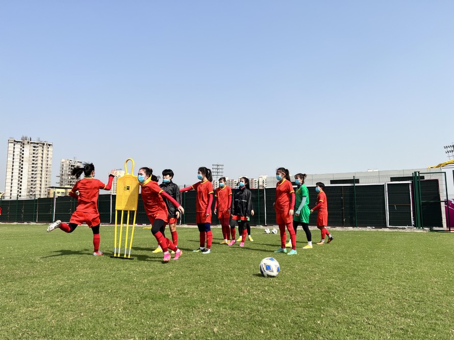 Asian Cup nữ 2022: Hòa Myanmar, Tuyển Việt Nam vào tứ kết