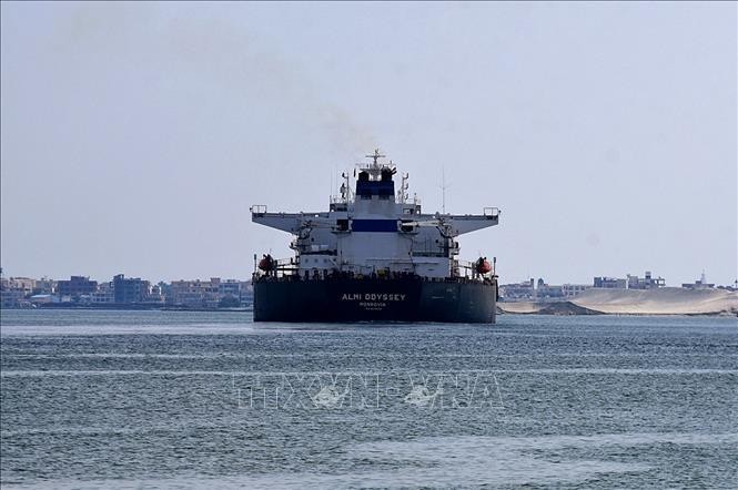 Ai Cập bỏ mức giảm 15% phí quá cảnh qua Kênh đào Suez với tàu chở LNG