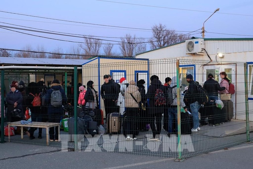 EC mở cổng thông tin trực tuyến hỗ trợ người dân sơ tán khỏi Ukraine