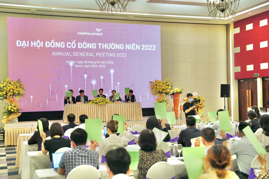 Toàn cảnh Đại hội cổ đông thường niên 2022 của Văn Phú – Invest