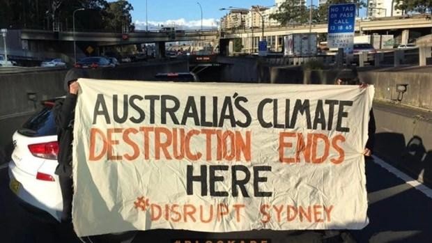  Giao thông ở Sydney rơi vào hỗn loạn do biểu tình chống biến đổi khí hậu