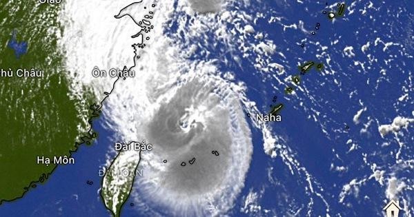 Trung Quốc nâng mức cảnh báo với bão Muifam