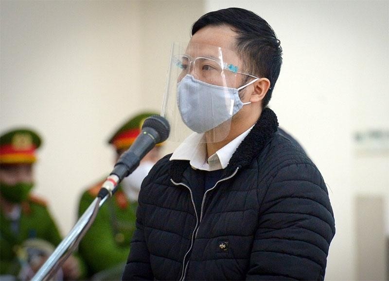 Bị cáo Dương Văn Hòa, nguyên Hiệu trưởng Trường Đại học Đông Đô bị tuyên phạt 12 năm tù. - Ảnh: vov.vn