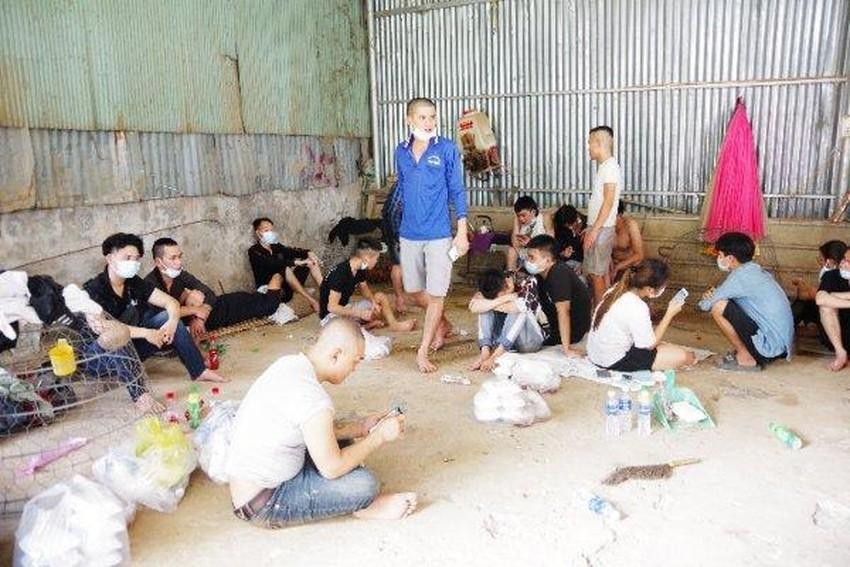 Bắt giữ 40 người bơi qua sông nhập cảnh trái phép vào Việt Nam