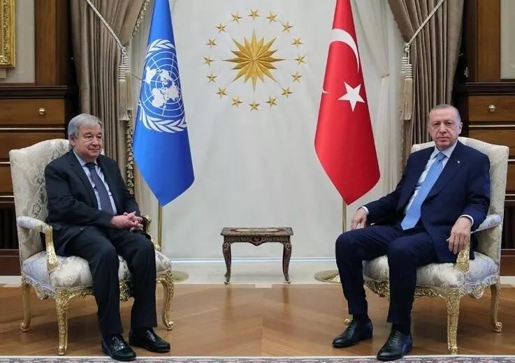 Tổng thư ký LHQ họp 3 bên với lãnh đạo Ukraine và Thổ Nhĩ Kỳ, thảo luận tìm cách chấm dứt xung đột