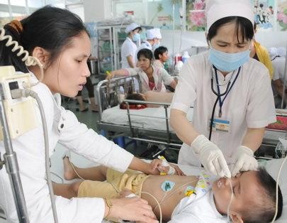 TP. Hồ Chí Minh: 23 người tử vong do sốt xuất huyết; bệnh tay chân miệng 'rục rịch' tăng